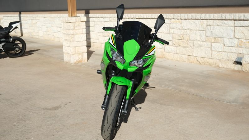 USED 2025 KAWASAKI NINJA 650 KRT EDITION ABS Image 8