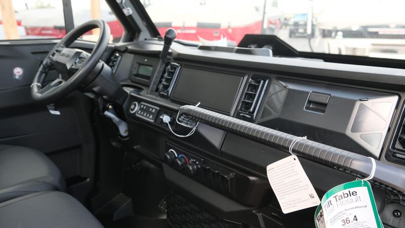 NEW 2026 CAN-AM DEFENDER MAX XT CAB HD11 Image 17