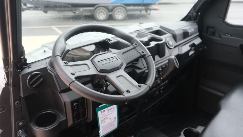 NEW 2027 POLARIS RANGER XP 1000 CAB Image 20