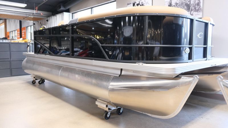 NEW 2026 CREST CONQUEST SE 200 CRUISE Image 2