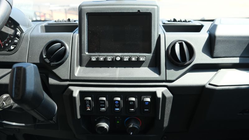 NEW 2026 POLARIS RANGER CREW XP 1000 NORTHSTAR TRAIL BOSS EDITION Image 19