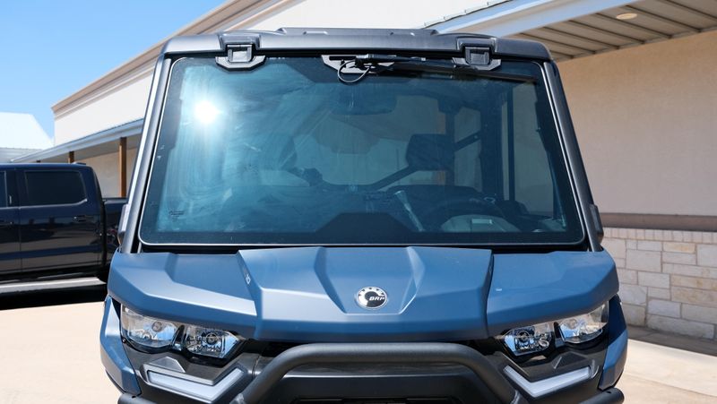 NEW 2025 CAN-AM DEFENDER PRO LIMITED CAB HD10 Image 6