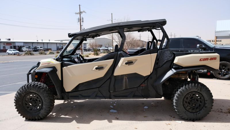 2024 Can-Am COMMANDER MAX XT-P 1000R DESERT TAN & CARBON BLACKImage 6