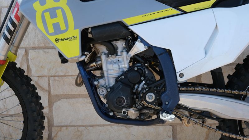 USED 2023 HUSQVARNA FC 250 Image 5
