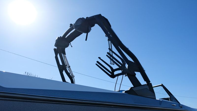 NEW 2026 AXIS A225 Image 30