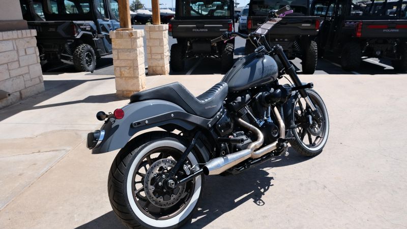 USED 2022 HARLEY SOFT TAIL LOWRIDER S Image 3