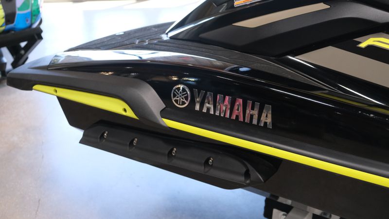 2023 YAMAHA FX CRUISER SVHO WAUDIOB  in a BLACK exterior color. Family PowerSports (877) 886-1997 familypowersports.com 