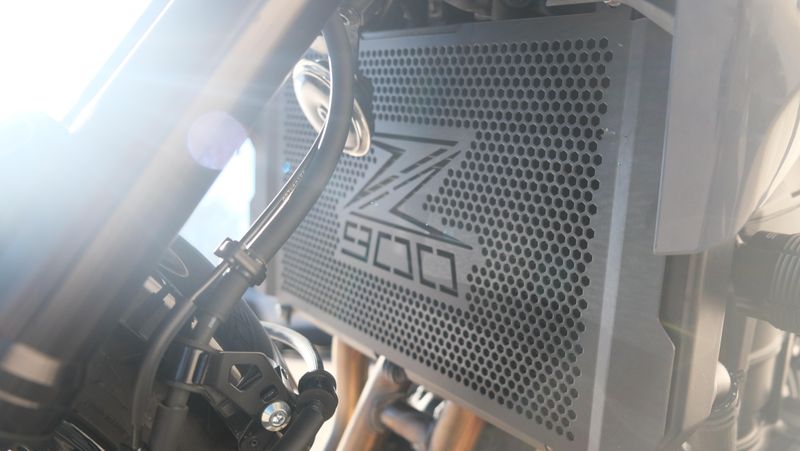 USED 2024 KAWASAKI Z900 ABS Image 12