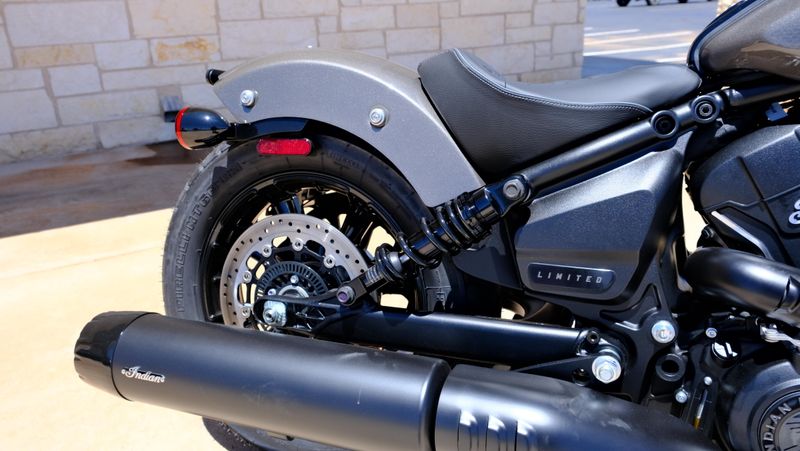 NEW 2026 INDIAN MOTORCYCLE SCOUT BOBBER LIMITED WITH TECH Image 12