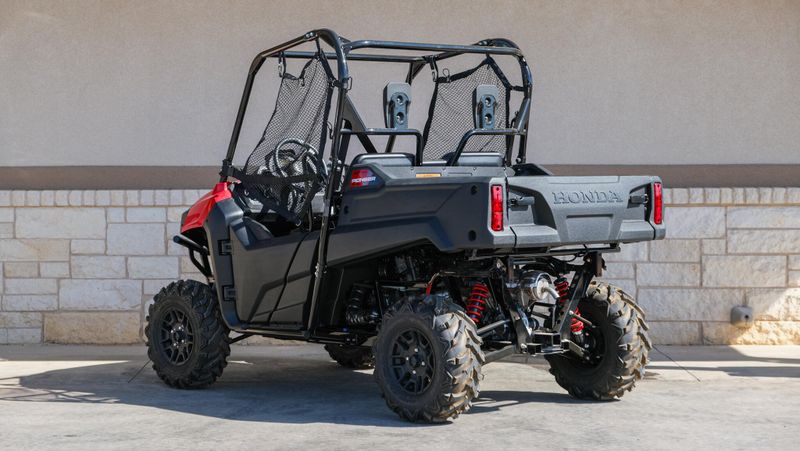 2025 Honda PIONEER 700 HERO REDImage 5