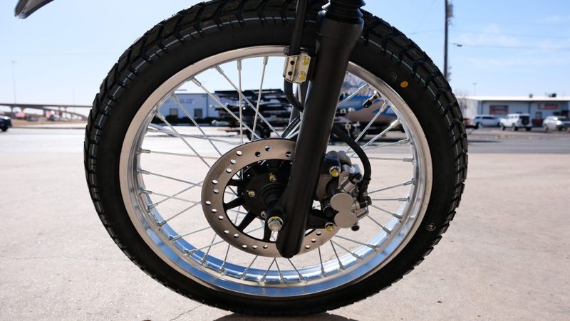 NEW 2025 HONDA XR150L Image 19