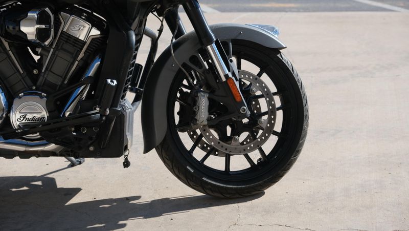 USED 2021 INDIAN MOTORCYCLE CHALLENGER Image 8