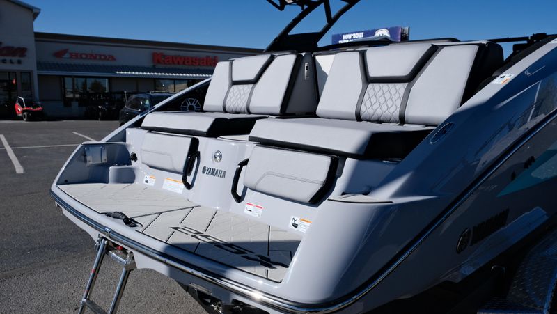 NEW 2026 YAMAHA 255XD Image 10