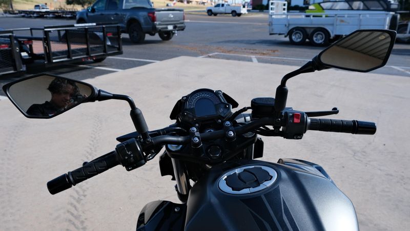 USED 2023 KAWASAKI Z400 ABS Image 14