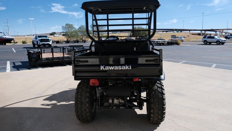 NEW 2026 KAWASAKI MULE SX 4X4 XC LE  in a METALLIC ONYX BLACK exterior color. Family PowerSports (877) 886-1997 familypowersports.com 