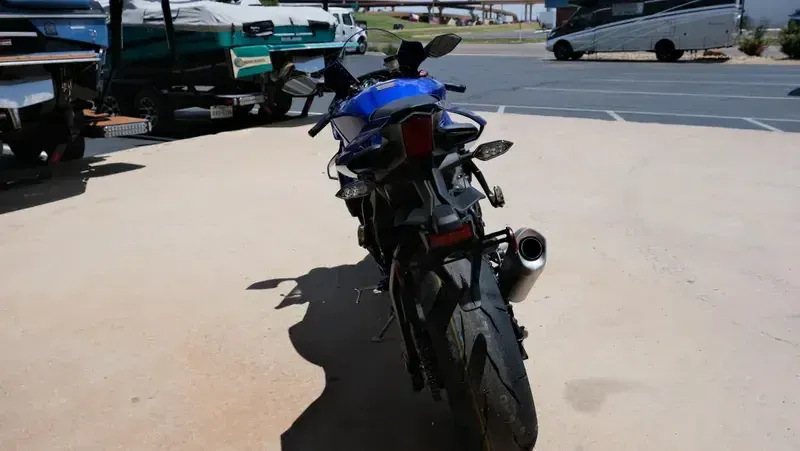 NEW 2026 YAMAHA YZF-R1 Image 13