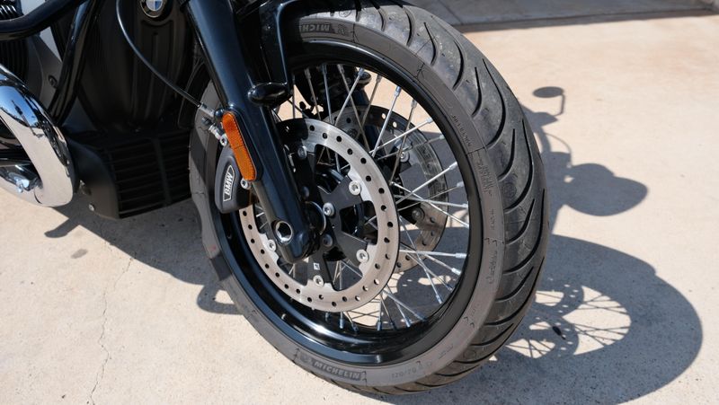 USED 2021 BMW R18 Image 8
