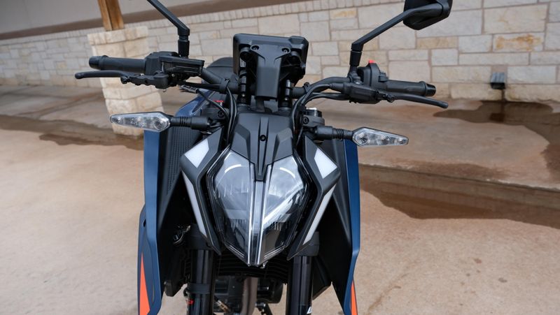 NEW 2026 KTM 390 DUKE Image 9
