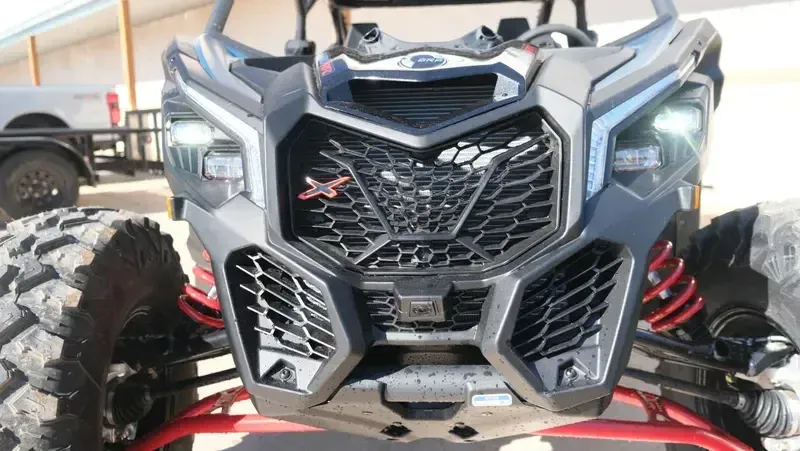 NEW 2026 CAN-AM MAVERICK X3 MAX X RS TURBO RR SMARTSHOX WITH 1025 TOUCHSCREEN Image 9