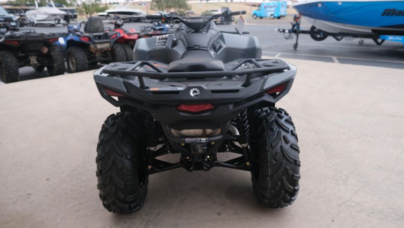 NEW 2026 CAN-AM OUTLANDER DPS 700 Image 5