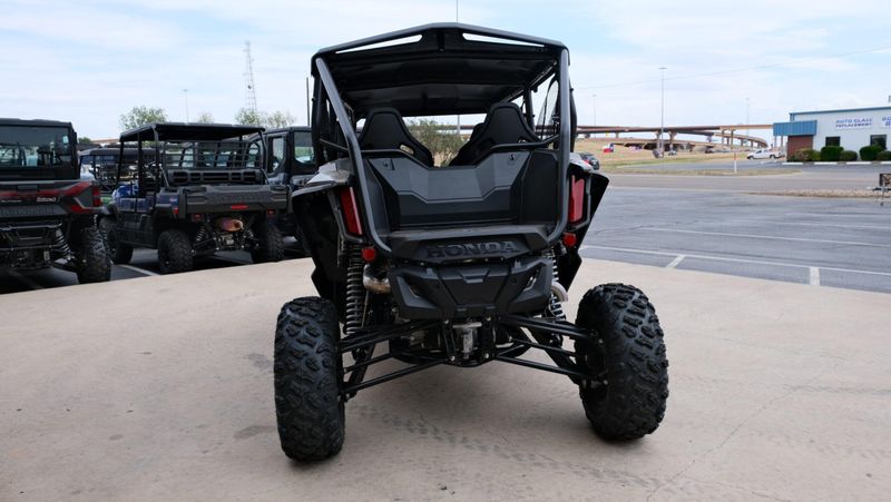 NEW 2026 HONDA TALON1000X4 FOX LIVEVA Image 4