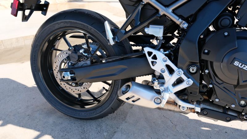 NEW 2026 SUZUKI GSX8T Image 16