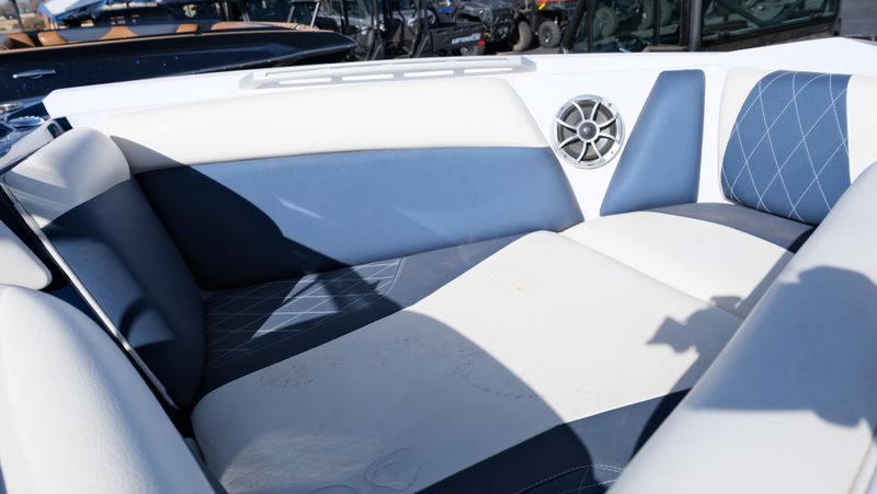 USED 2020 TIGE R21SK Image 17