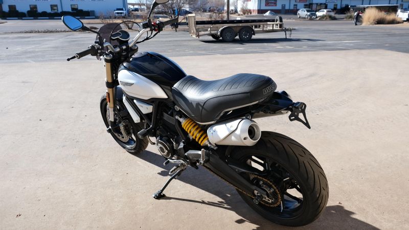 USED 2018 DUCATI SCRAMBLER 1100 Image 5