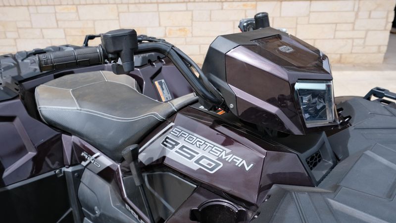 USED 2023 POLARIS SPORTSMAN 850 ULTIMATE TRAIL  CRIMSON MTLC ULTIMATE TRAIL Image 9