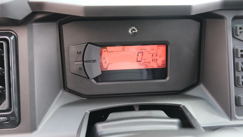 NEW 2026 CAN-AM DEFENDER MAX LIMITED CAB HD11 Image 14