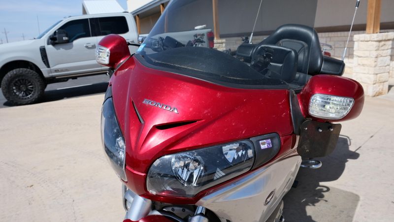 USED 2012 HONDA GOLD WING AUDIO COMFORT Image 8