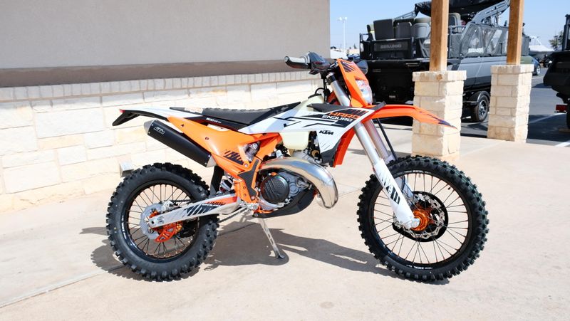 NEW 2026 KTM 300 XCW HARD ENDURO Image 2