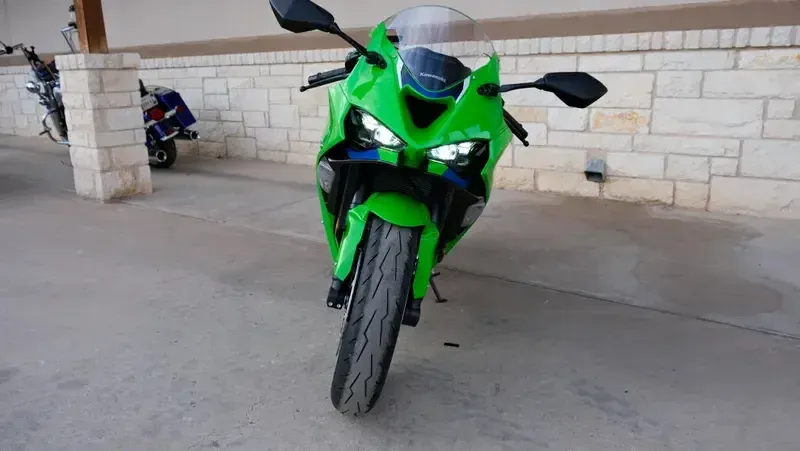 NEW 2026 KAWASAKI NINJA ZX6R ABS Image 4