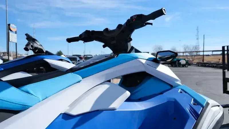 NEW 2026 YAMAHA JETBLASTER DLX 3 3UP Image 7