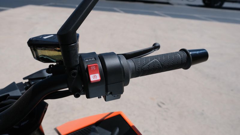 NEW 2027 KTM 990 DUKE Image 17