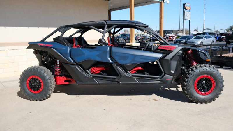 NEW 2026 CAN-AM MAVERICK X3 MAX X DS TURBO RR SMARTSHOX WITH 1025 INCH TOUCHSCREEN Image 2