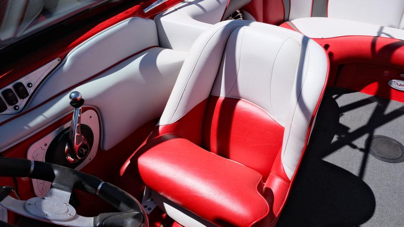 USED 2011 SANGER V 23 XTZ Image 8