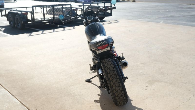 USED 2016 DUCATI SCRAMBLER FLAT TRACK PRO Image 4