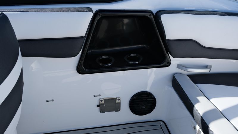 NEW 2026 YAMAHA 195S Image 12