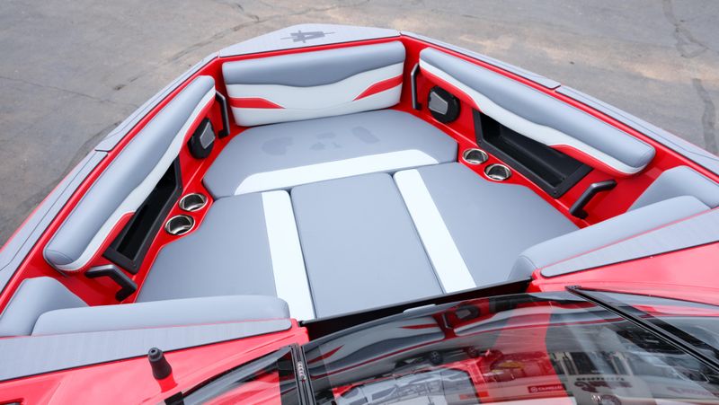 NEW 2026 AXIS T235 Image 13