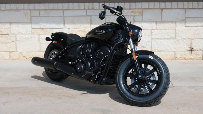 NEW 2025 INDIAN MOTORCYCLE SCOUT BOBBER LIMITED BLACK METALLIC Image 1