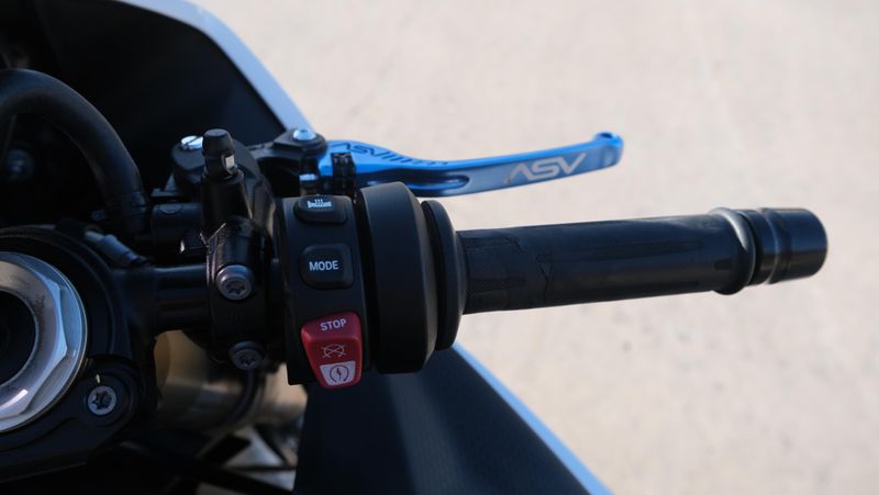 USED 2023 BMW S 1000 RR Image 19