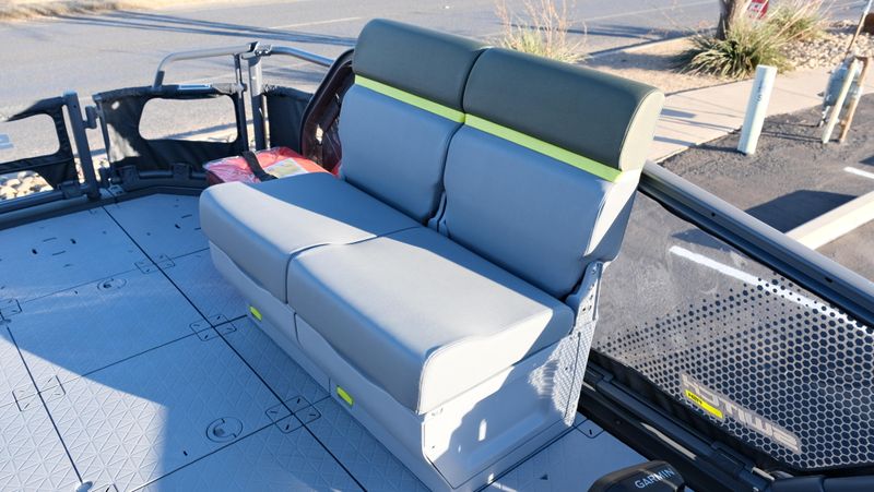 NEW 2026 SEADOO SWITCH FISH COMPACT 170HP WITH PAINTED TRAILER6 Image 11