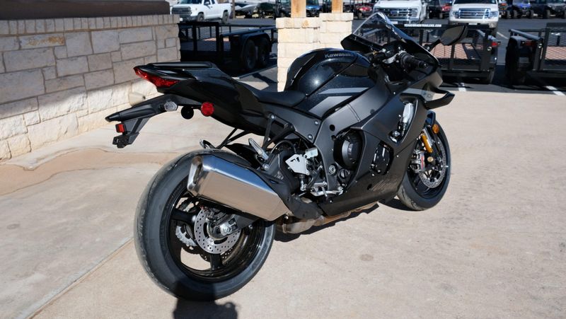NEW 2026 KAWASAKI NINJA ZX-10R ABS Image 3