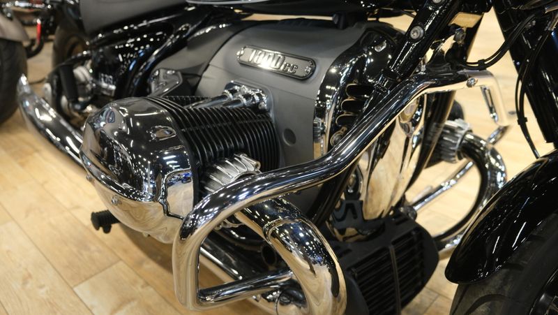 USED 2021 BMW R18 Image 8