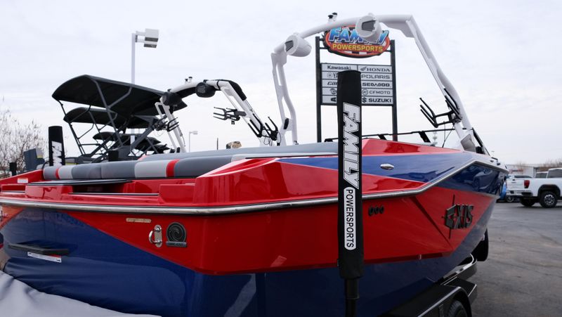 NEW 2026 AXIS T235 Image 4