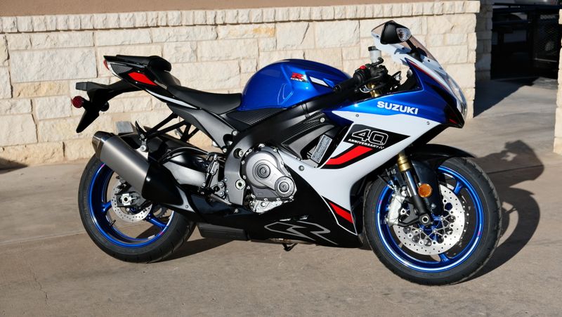 NEW 2026 SUZUKI GSXR750Z 40TH ANNIVERSARY EDITION Image 2