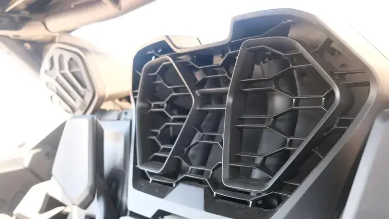 NEW 2026 CAN-AM MAVERICK R MAX X RC WITH SMARTSHOX 999T DCT Image 20