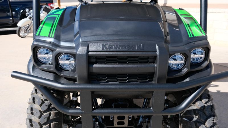 NEW 2026 KAWASAKI MULE SX 4X4 XC LE  in a METALLIC ONYX BLACK exterior color. Family PowerSports (877) 886-1997 familypowersports.com 