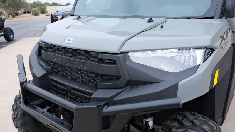 NEW 2027 POLARIS RANGER CREW XP 1000 CAB Image 8